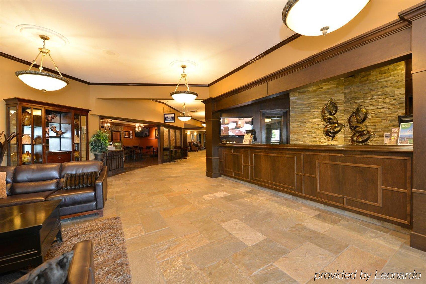 Prestige Vernon Hotel Экстерьер фото